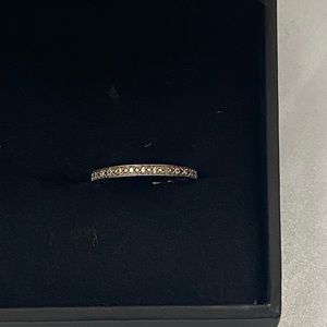 10k white gold diamond accent wedding band